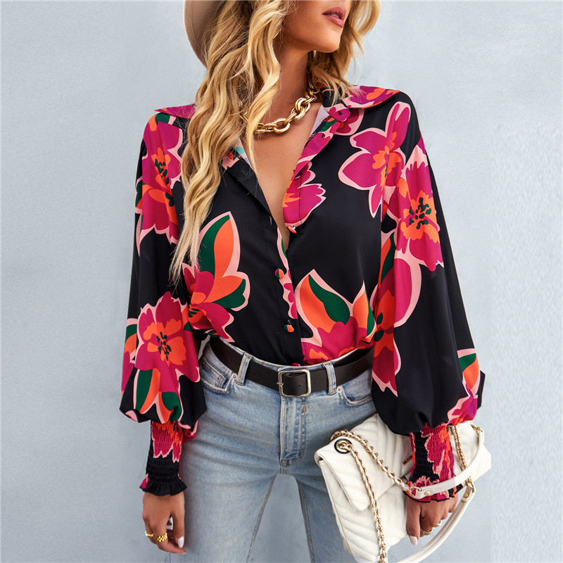 Long sleeve blouse with contrast print