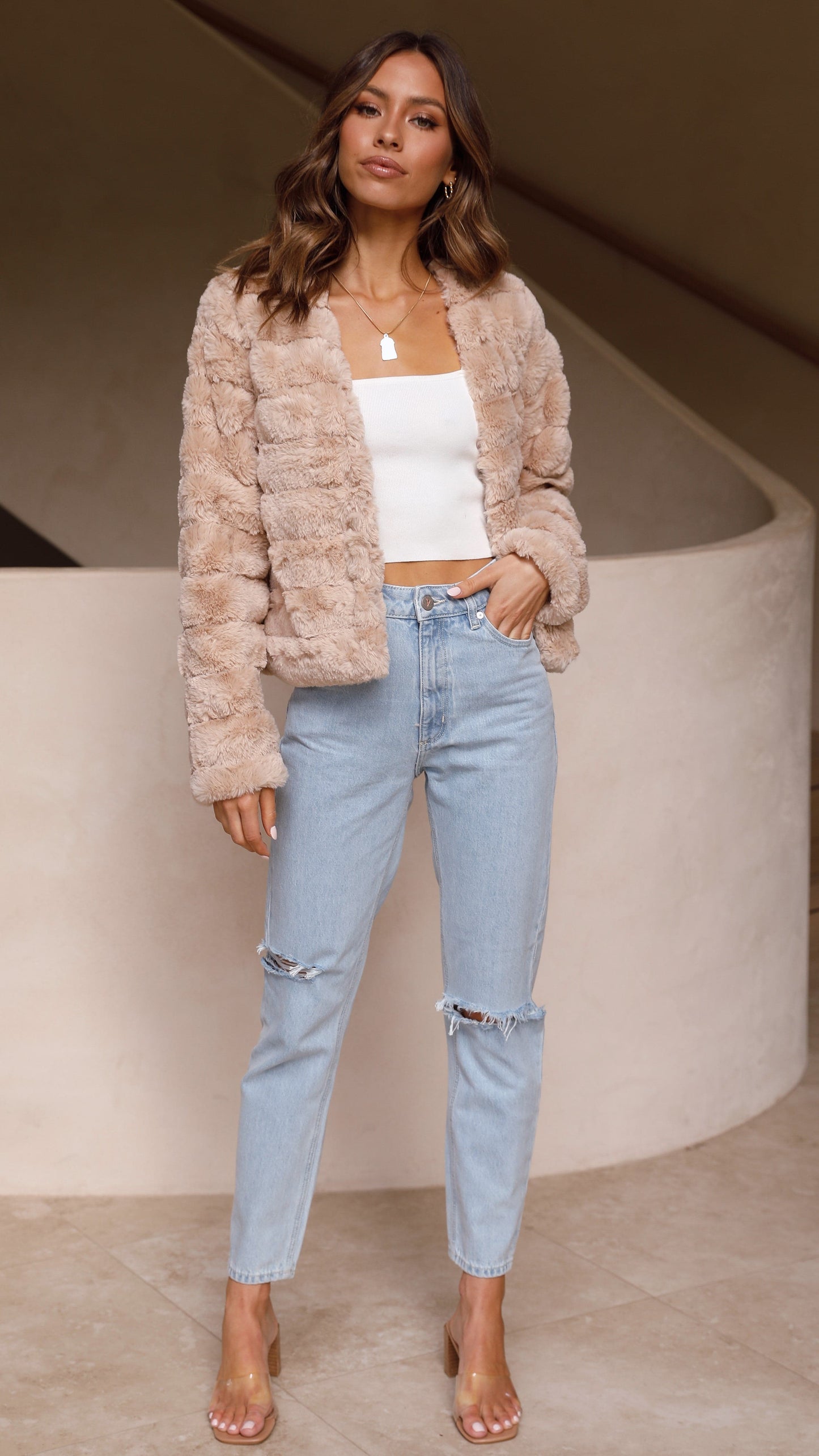 Chaqueta corta de pelo sintético para mujer | Frente abierto
