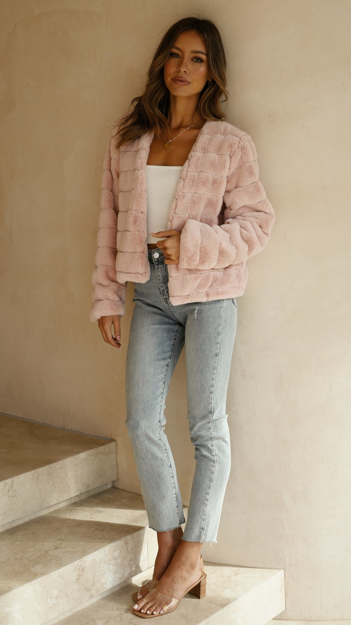 Chaqueta corta de pelo sintético para mujer | Frente abierto