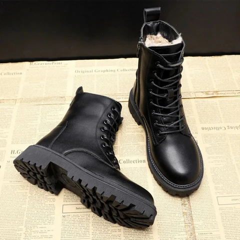 Lola | Luxurious black winter boots