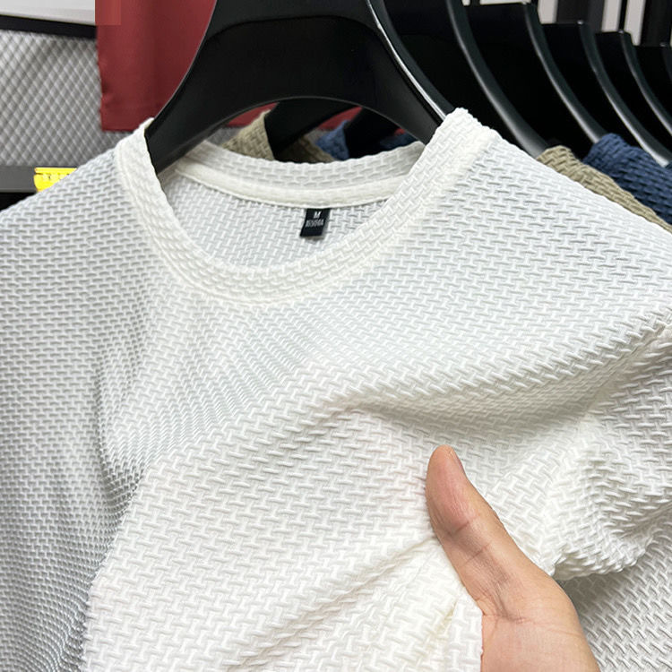 Breathable and wrinkle-resistant men's t-shirt