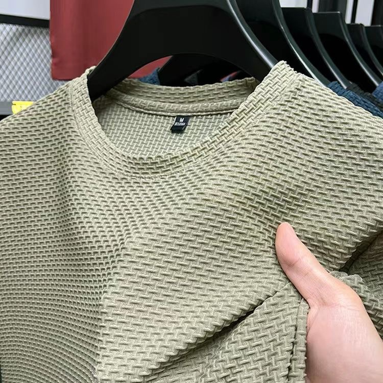 Breathable and wrinkle-resistant men's t-shirt