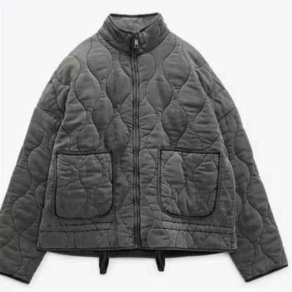 Chaqueta acolchada para mujer | Detalle de bolsillos