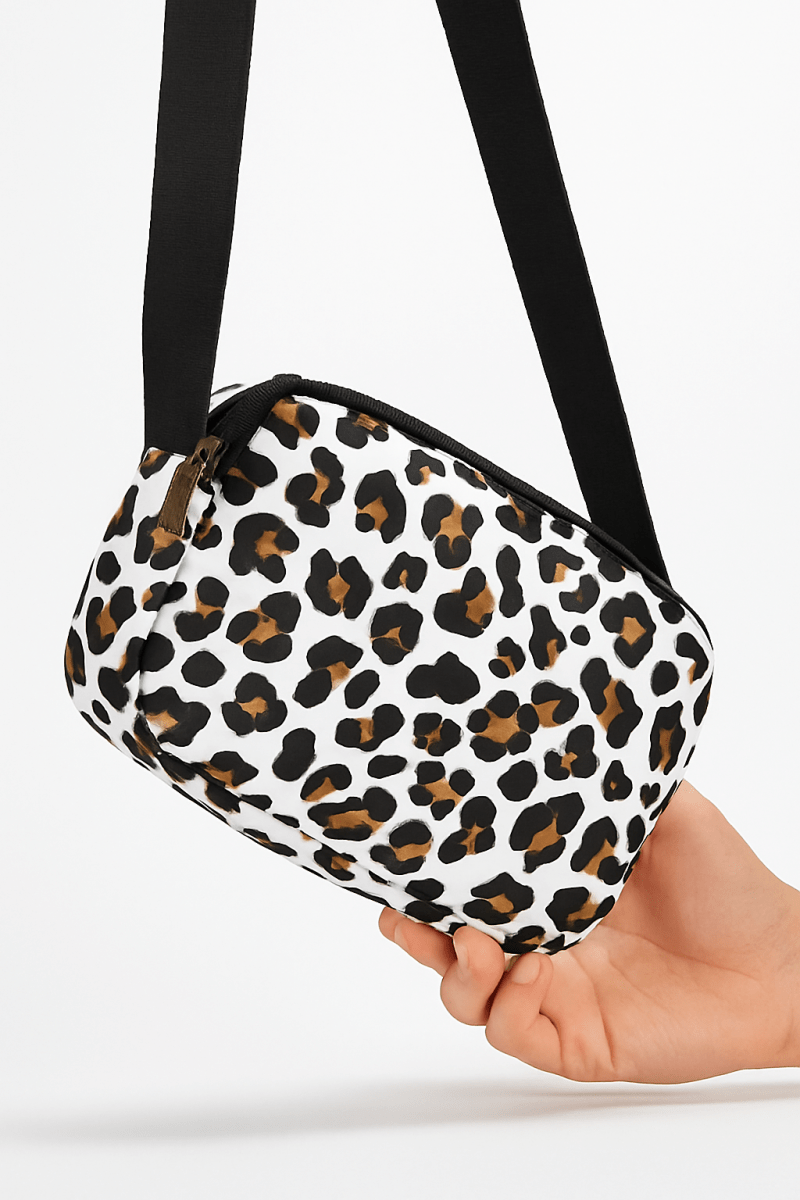 Bolso cruzado nylon estampado animal multibolsillos - Carmen Modas - Bags