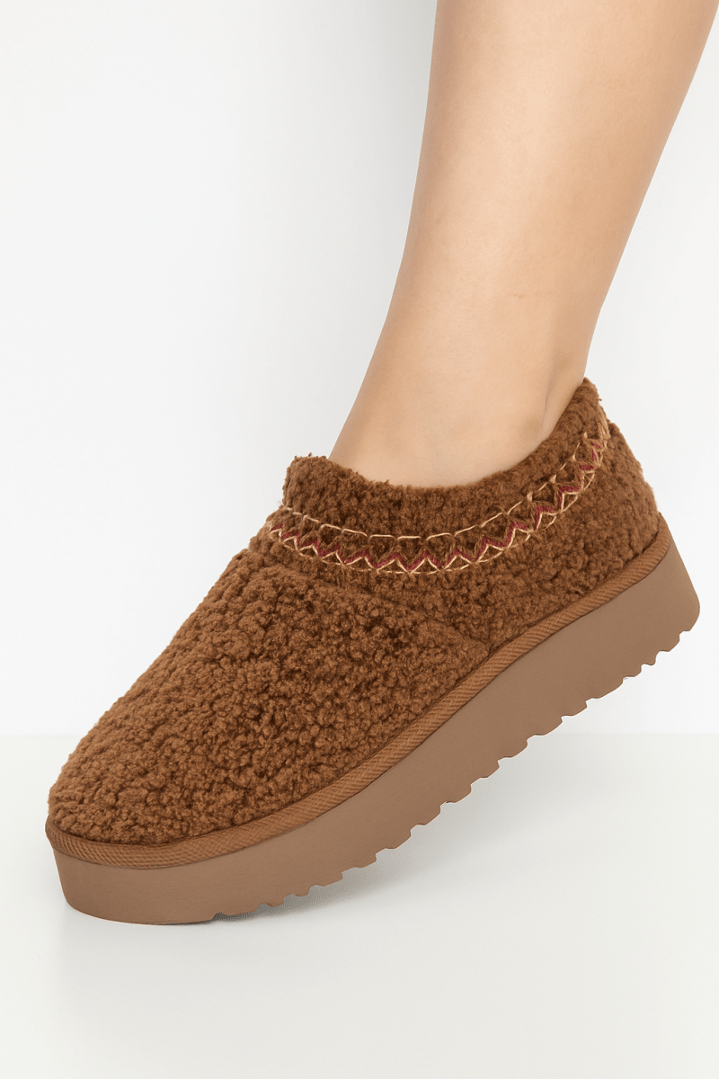 Botas nieve bordado sherpa suela gruesa térmicas invierno - Carmen Modas - Slides Shoes + Flip Flops