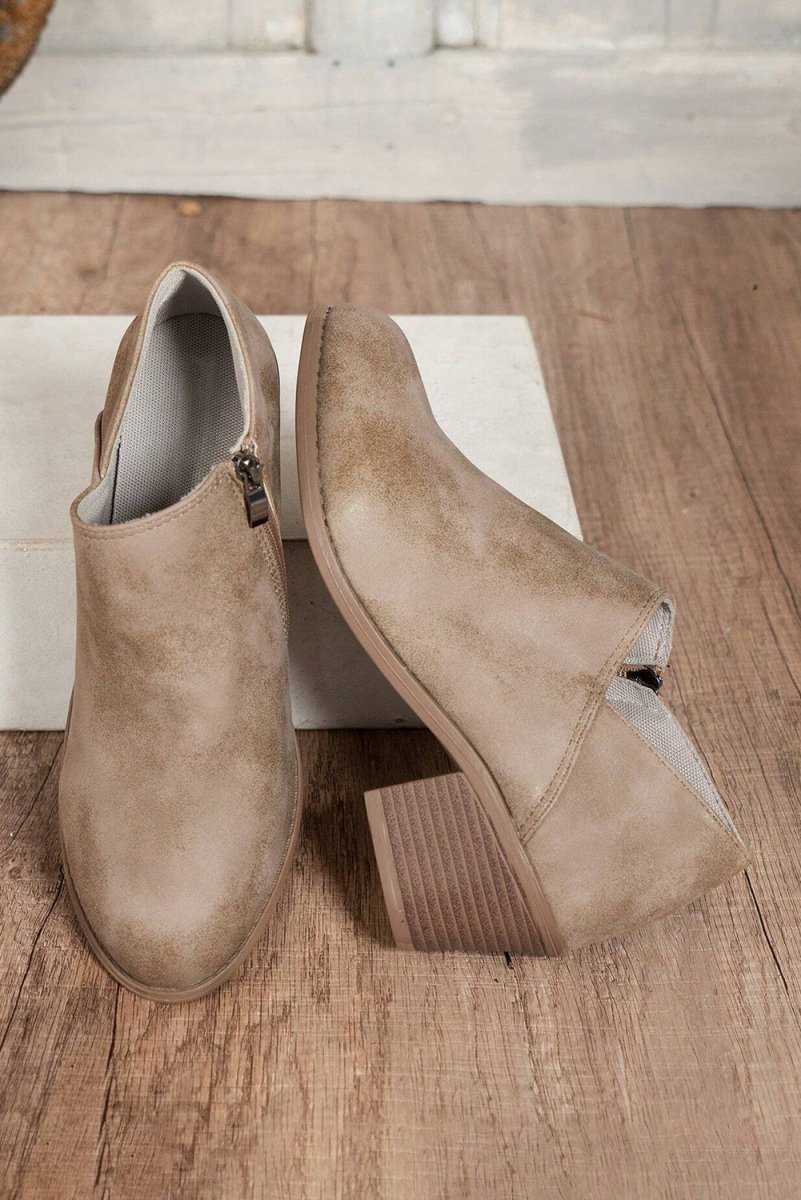 Botines de Tacón Ancho en Ante Negro para Mujer - Carmen Modas - Boots
