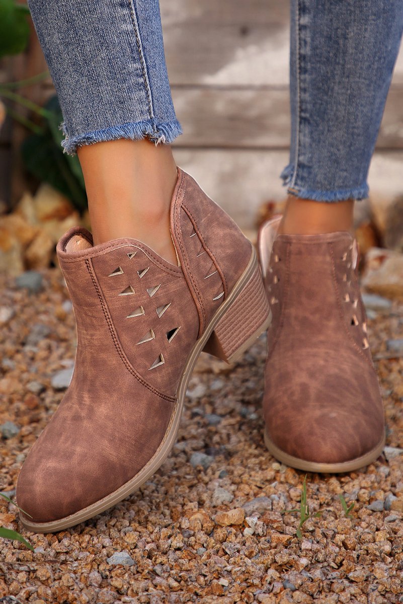 Botines de Tacón en Ante con Punta Fina Mujer - Carmen Modas - Boots