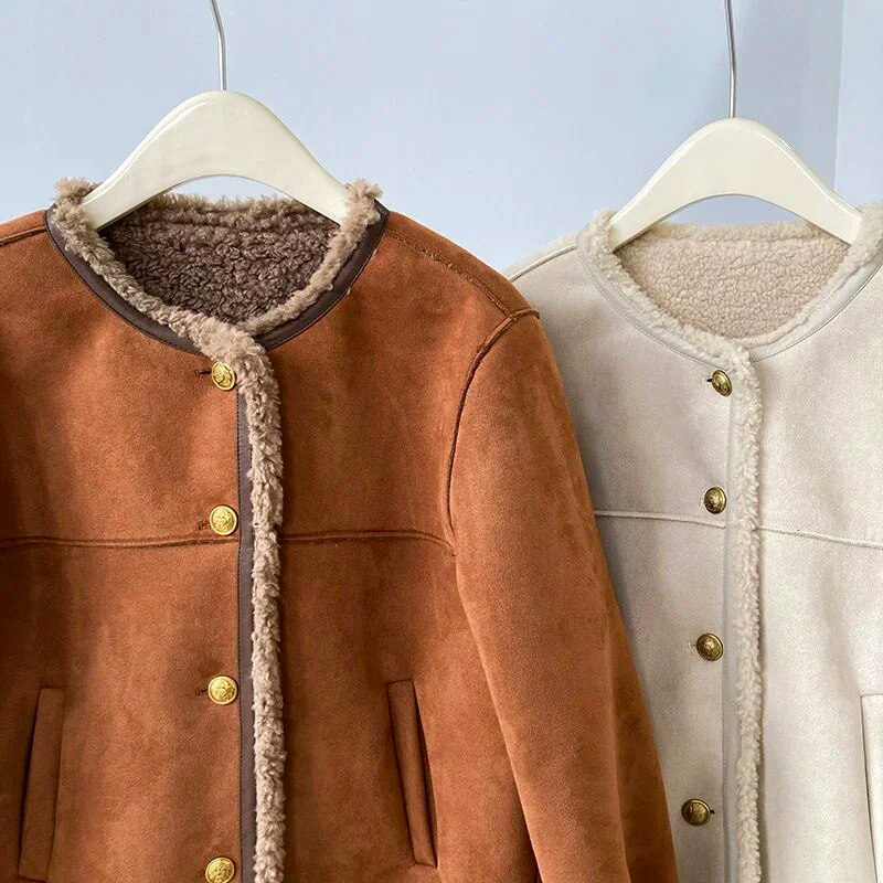 Chaqueta de Mujer con Botones y Ribete | Vintage