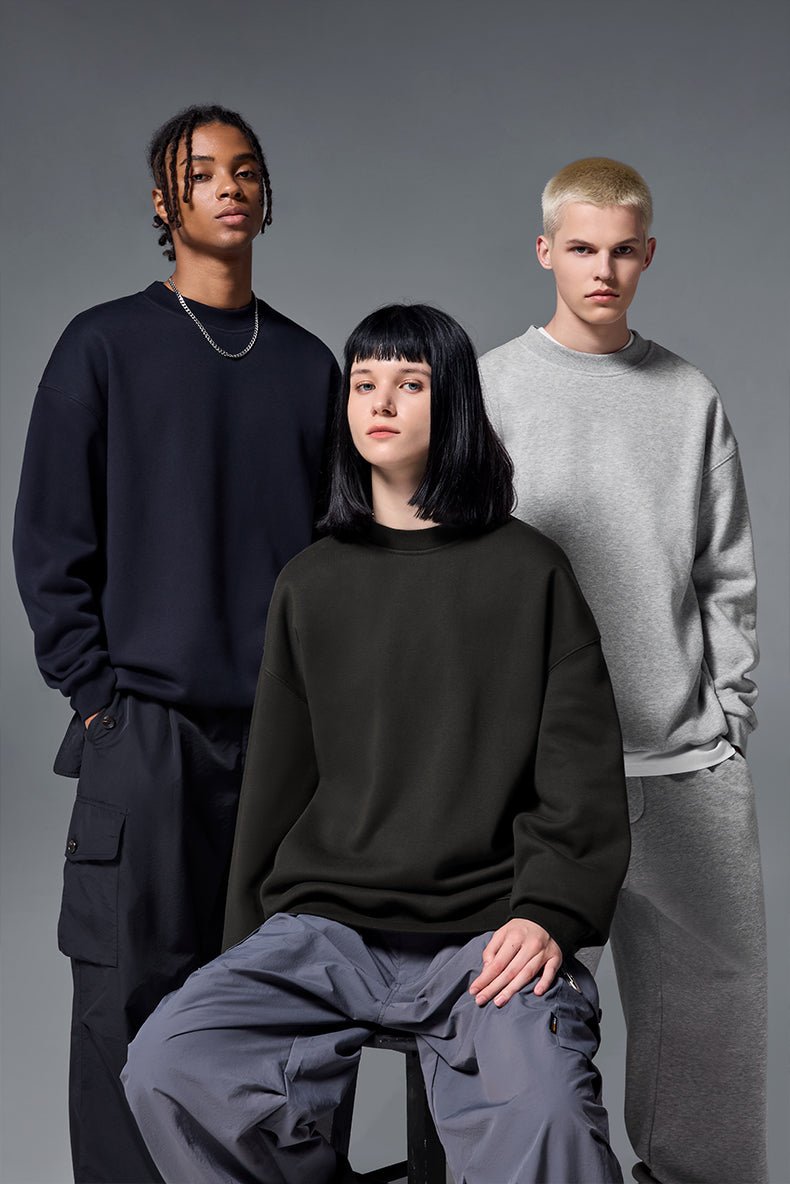 Klassiske Unisex Crewneck - sweatshirts til hverdagskomfort og minimalistisk stil i fleecedesign - Kim Mode KBH