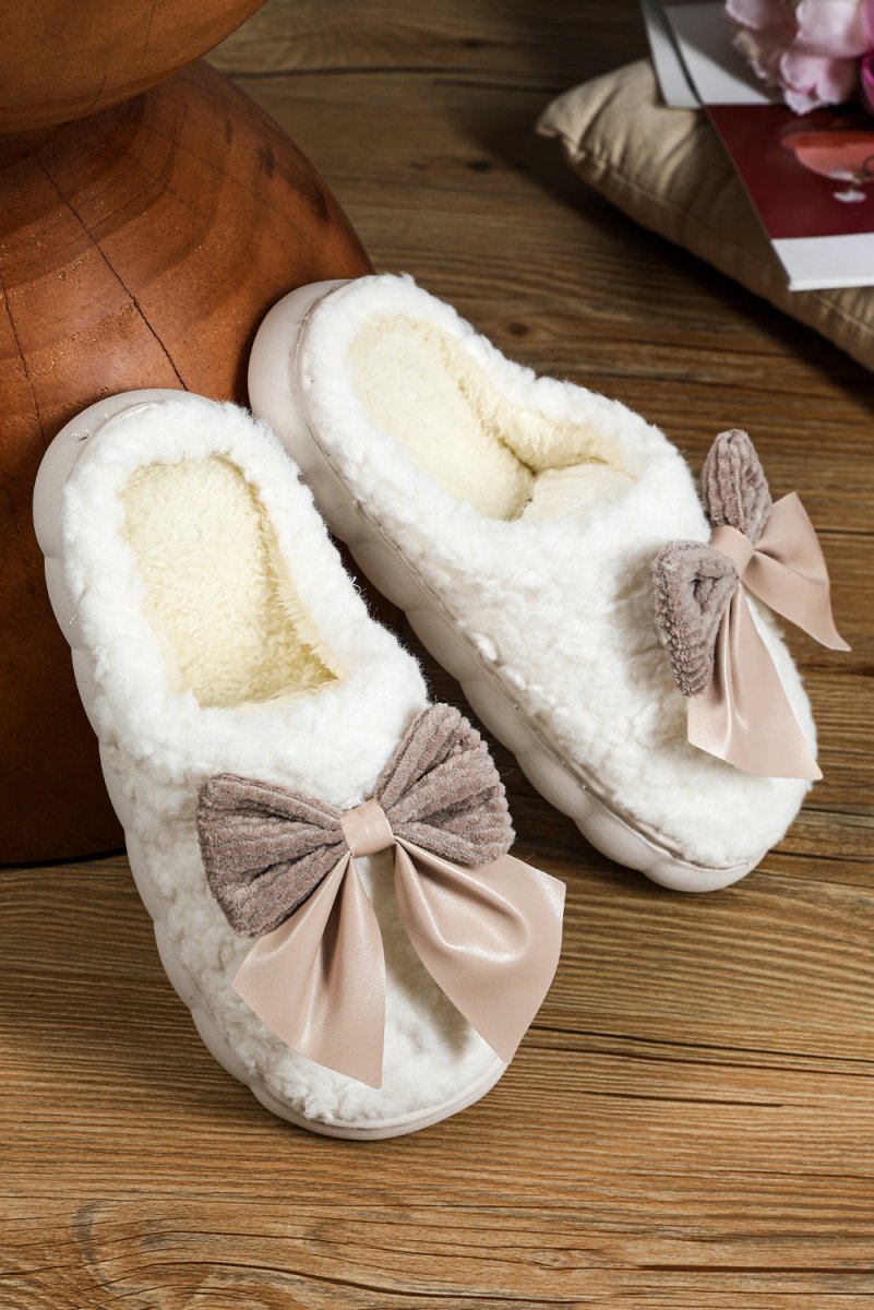 Pantuflas peluche invierno con lazo decorativo contrastante - Carmen Modas - Slides Shoes + Flip Flops