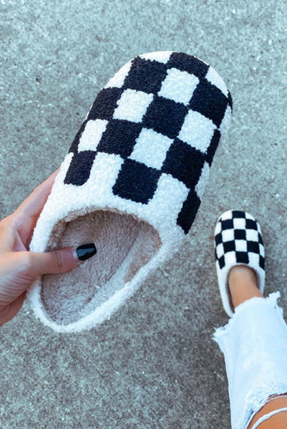 Pantuflas peluche invierno estampado cuadros slip - on - Carmen Modas - Slides Shoes + Flip Flops