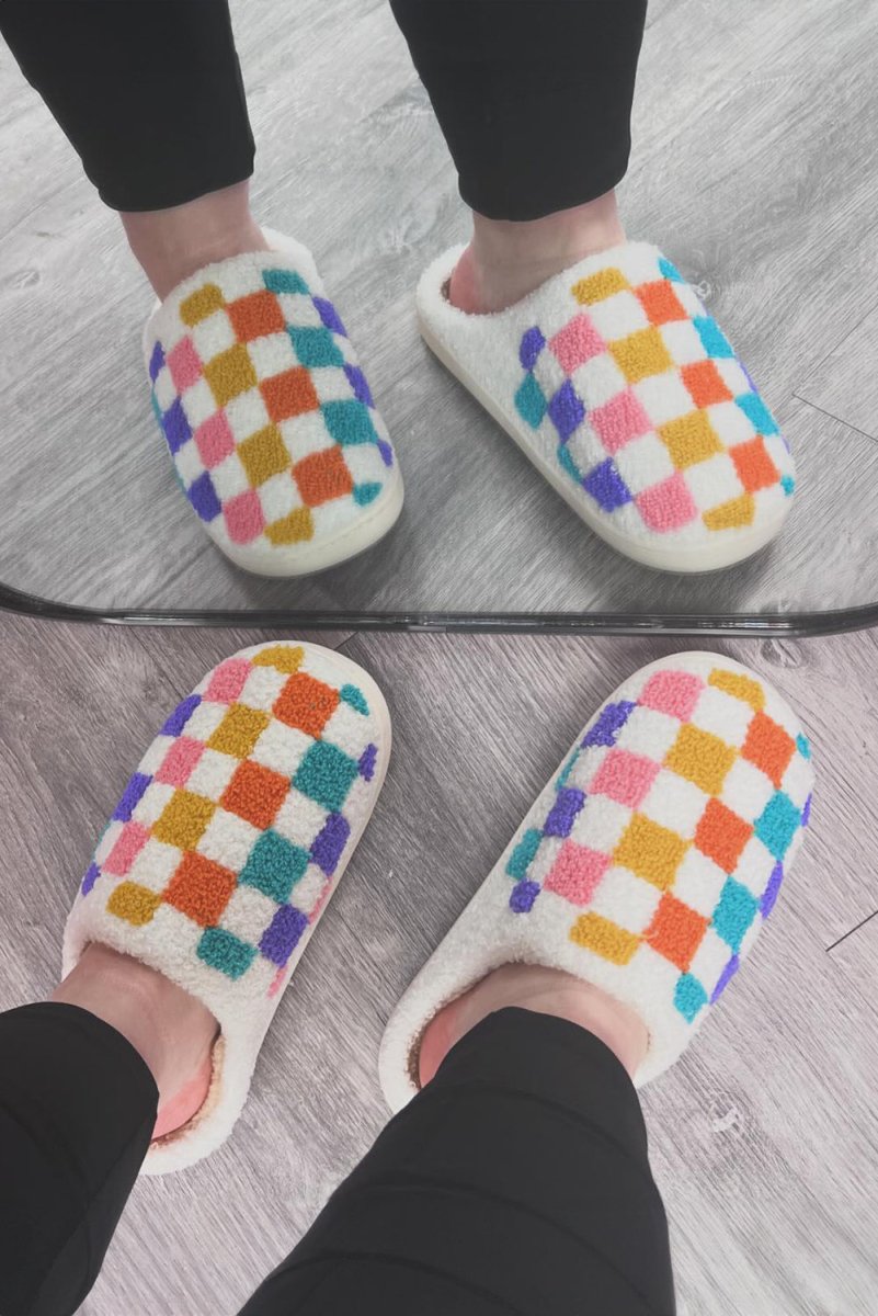 Pantuflas térmicas afelpadas a cuadros para otoño invierno - Carmen Modas - Slides Shoes + Flip Flops