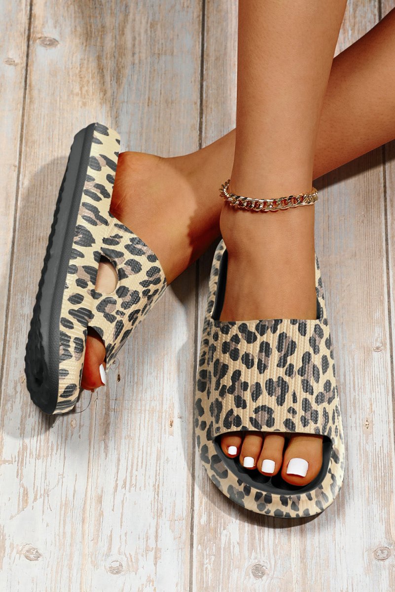 Sandalias Abiertas Planas con Estampado Animal Print Mujer - Carmen Modas - Slides Shoes + Flip Flops