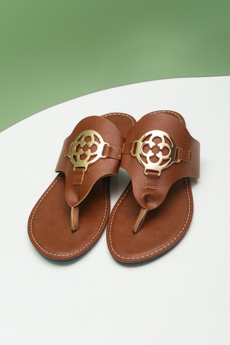 Sandalias planas cuero sintético con adorno metálico verano - Carmen Modas - Sandals