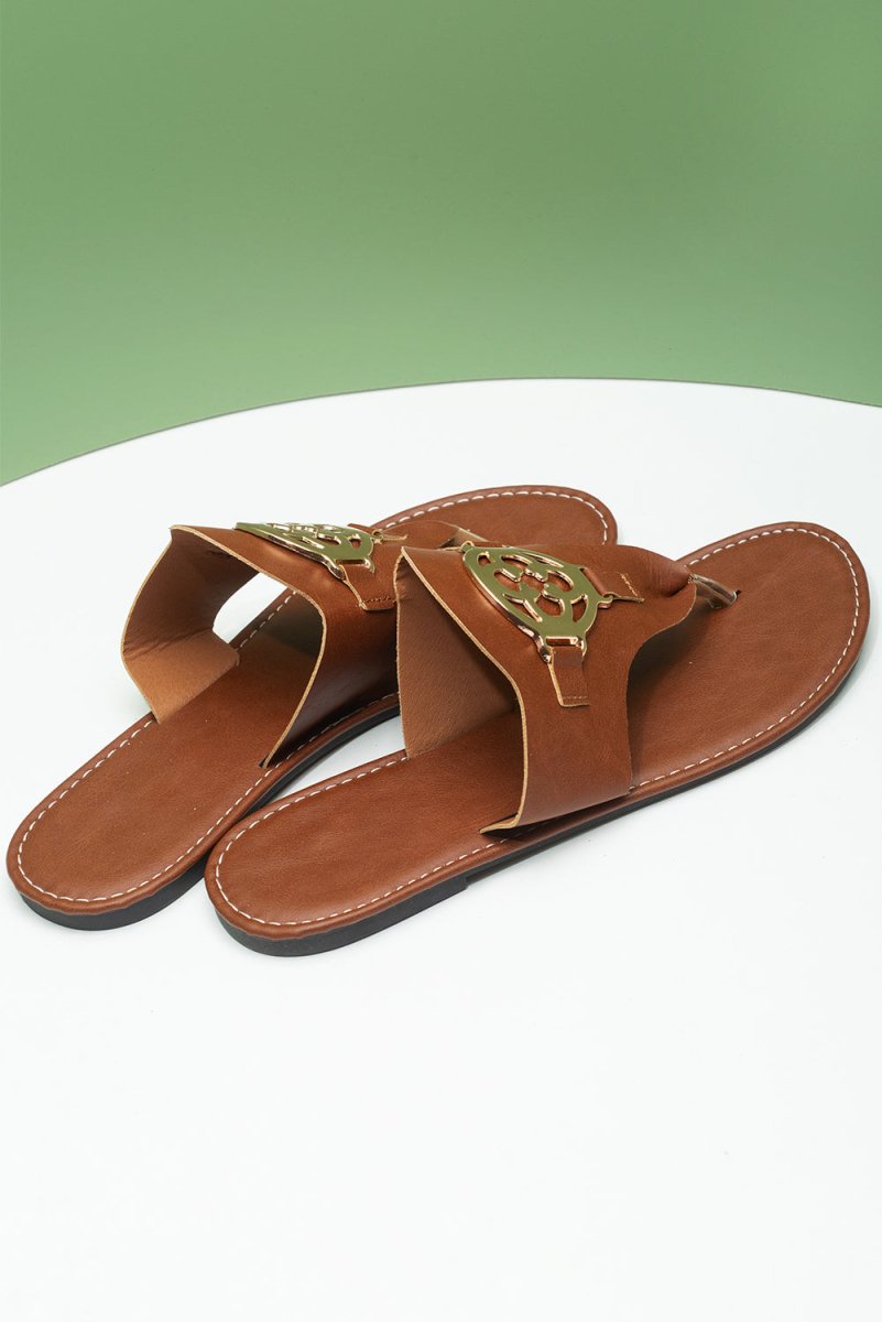 Sandalias planas cuero sintético con adorno metálico verano - Carmen Modas - Sandals