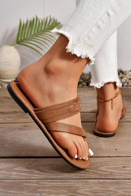 Sandalias planas cuero sintético cruzadas con hebilla metalizada - Carmen Modas - Sandals