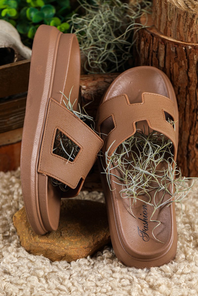 Sandalias plataforma diseño calado abiertas para verano - Carmen Modas - Sandals