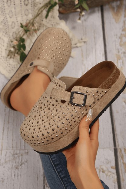 Sandalias plataforma vintage con tachuelas decorativas - Carmen Modas - Sandals