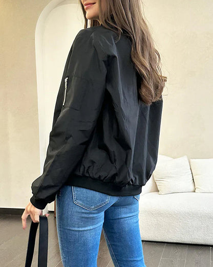Chaqueta bomber para mujer | Detalle de cremallera