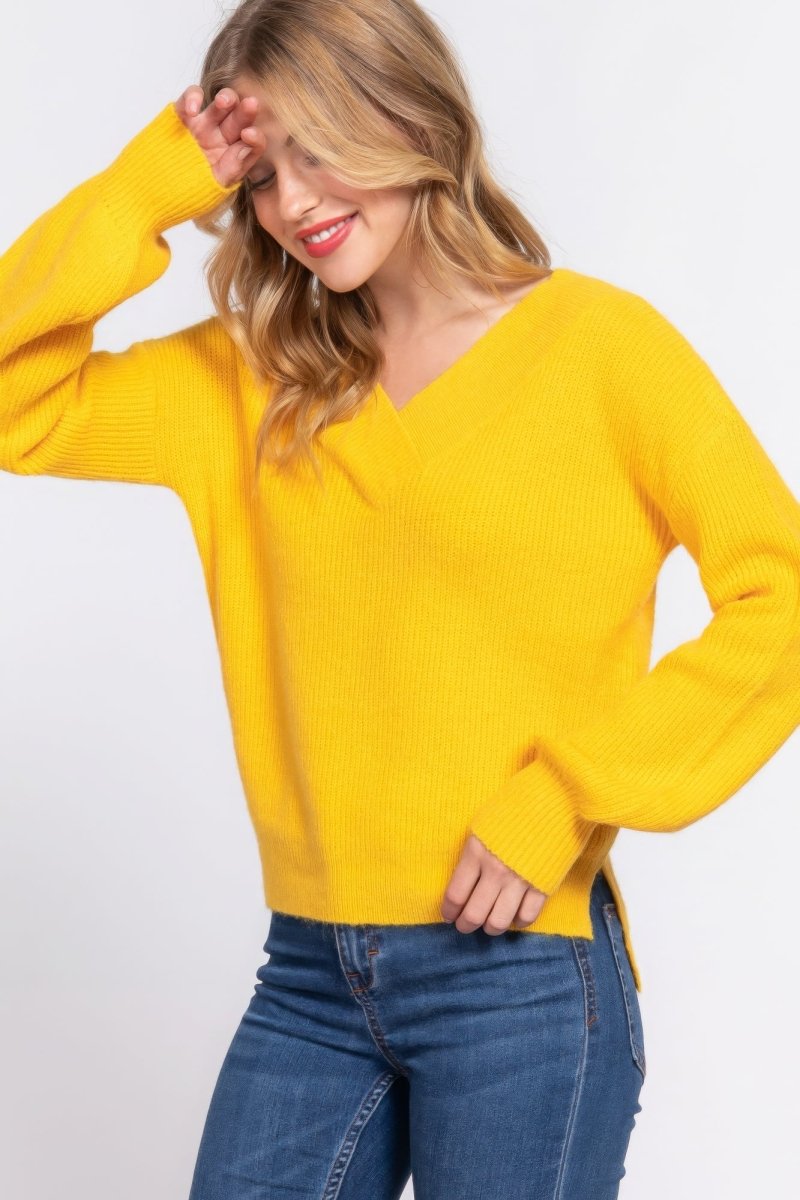 Suéter de Doble V - cuello en Amarillo - Estilo y Comodidad para toda ocasión - Carmen Modas - Sweaters