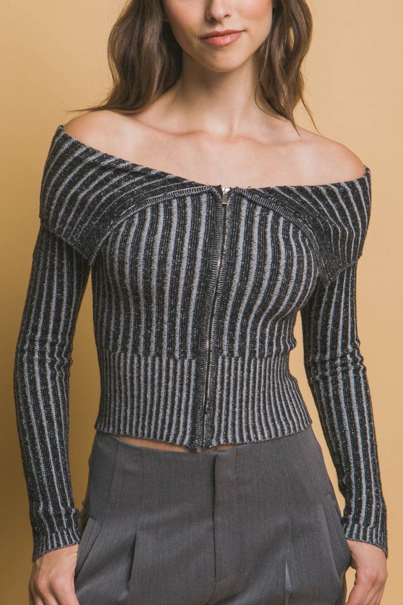 Top Elegante Ribbed Bardot con Cremallera: Negro, Chic y Versátil - Carmen Modas - Shirt and Blouses