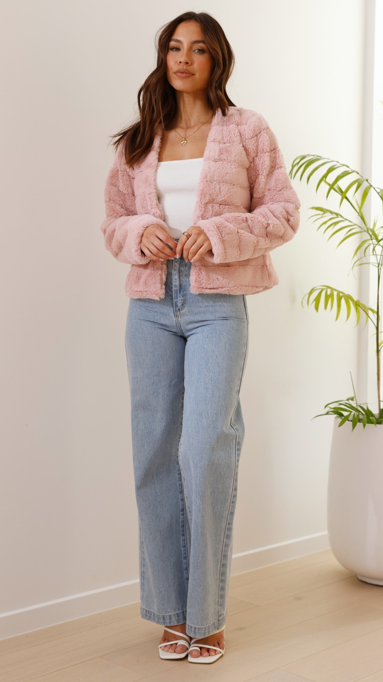 Chaqueta corta de pelo sintético para mujer | Frente abierto
