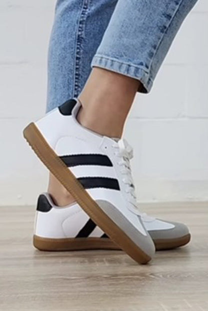 Zapatillas Blancas Planas de Cordones Mujer Urbanas - Carmen Modas - Sneakers