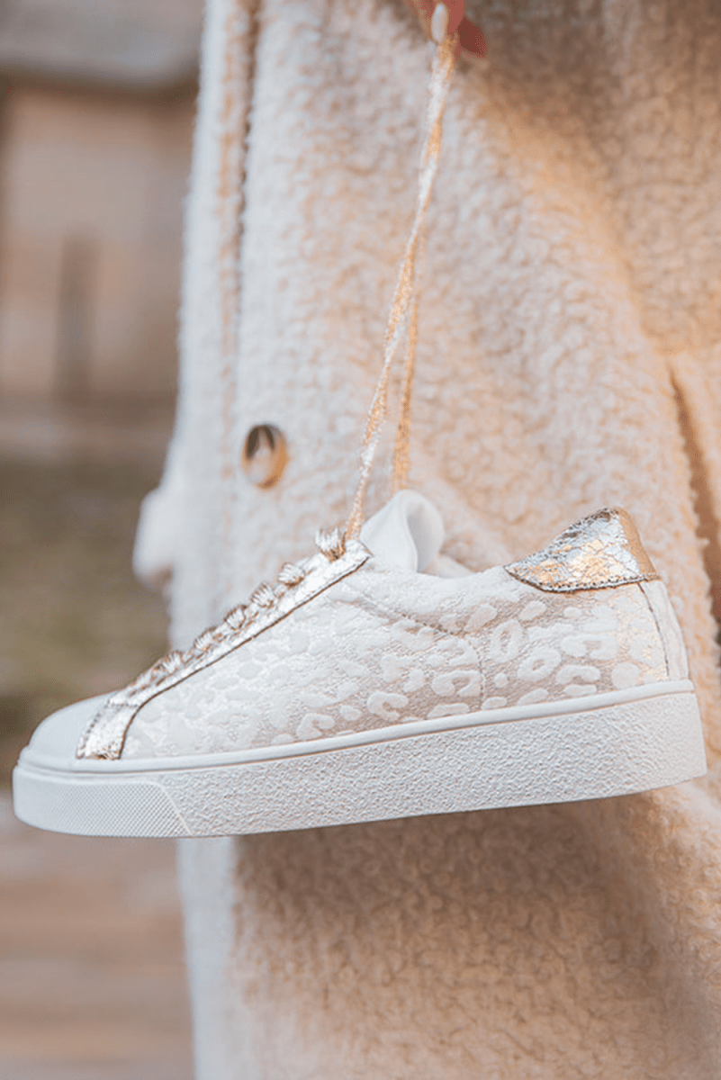Zapatillas con Estampado de Leopardo de Mujer y Cordones - Carmen Modas - Sneakers