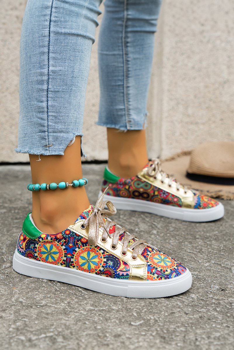 Zapatillas Deportivas Doradas de Cordones - Carmen Modas - Sneakers