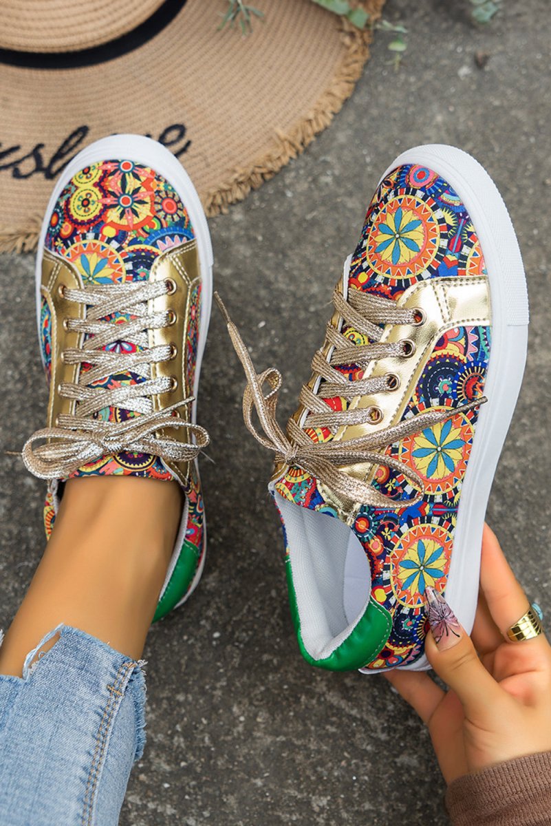 Zapatillas Deportivas Doradas de Cordones - Carmen Modas - Sneakers