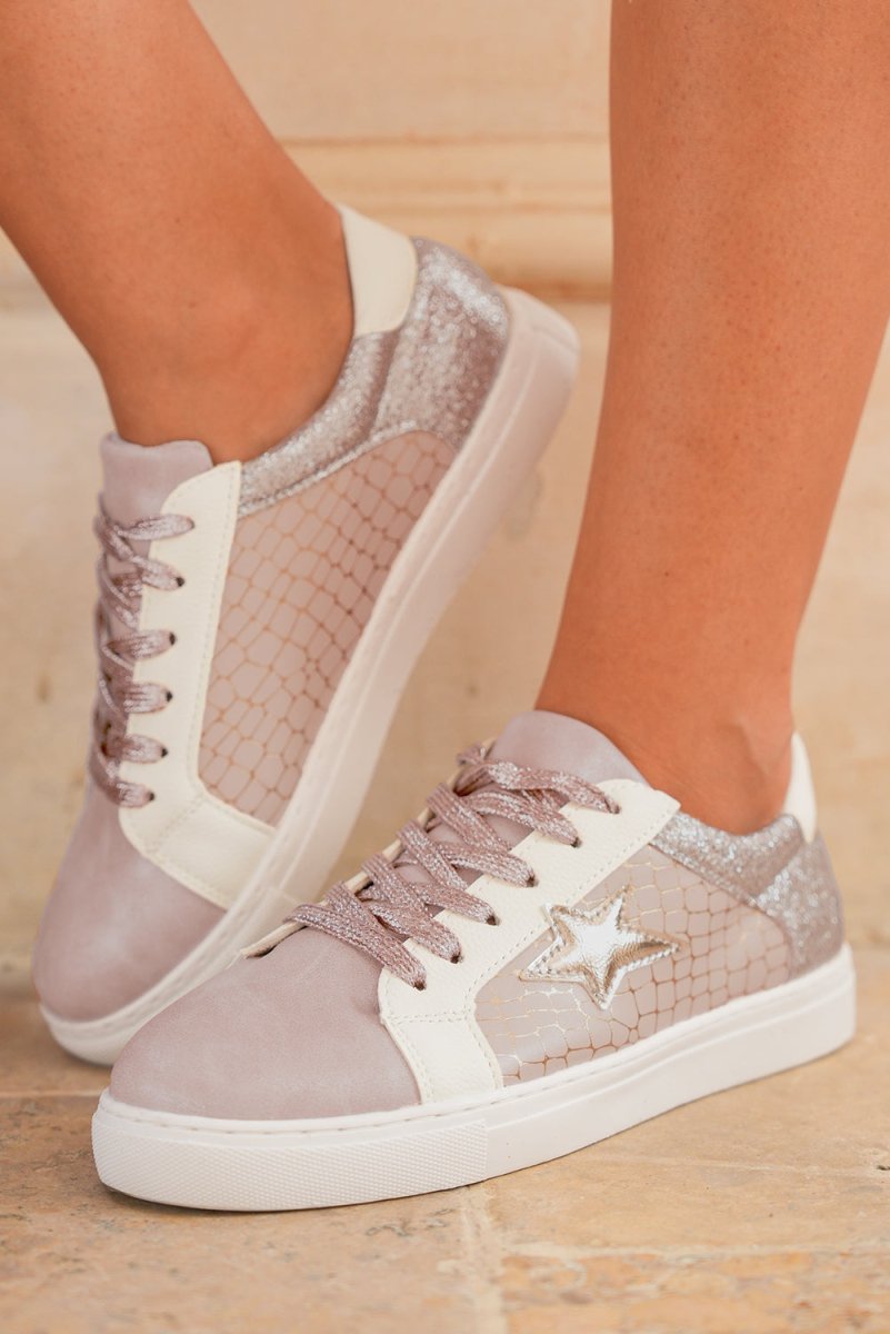 Zapatillas PU con estrellas brillantes y diseño patchwork - Carmen Modas - Sneakers