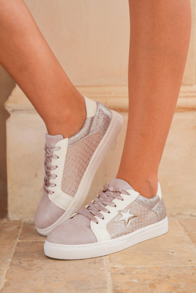 Zapatillas PU con estrellas brillantes y diseño patchwork - Carmen Modas - Sneakers