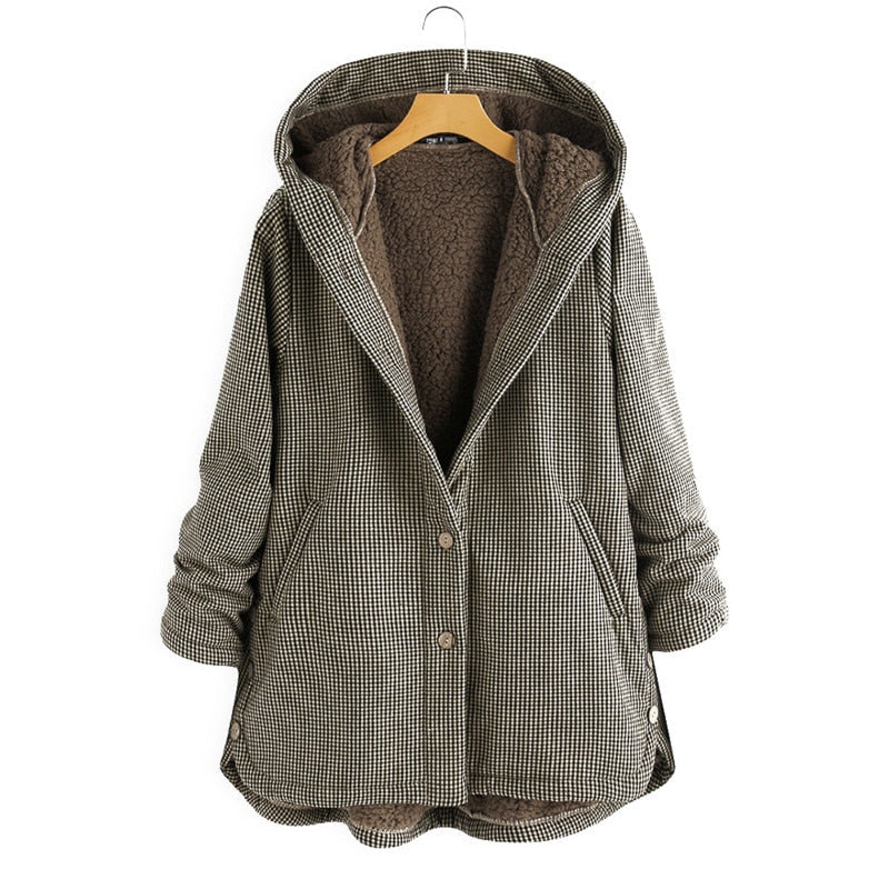 Lara | Luxurious plush hooded jacket