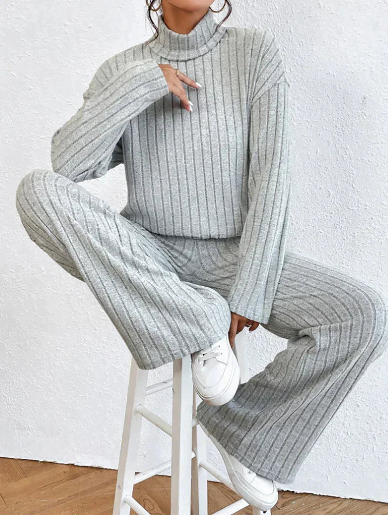 Wylda | Warm and elegant knitted duo 